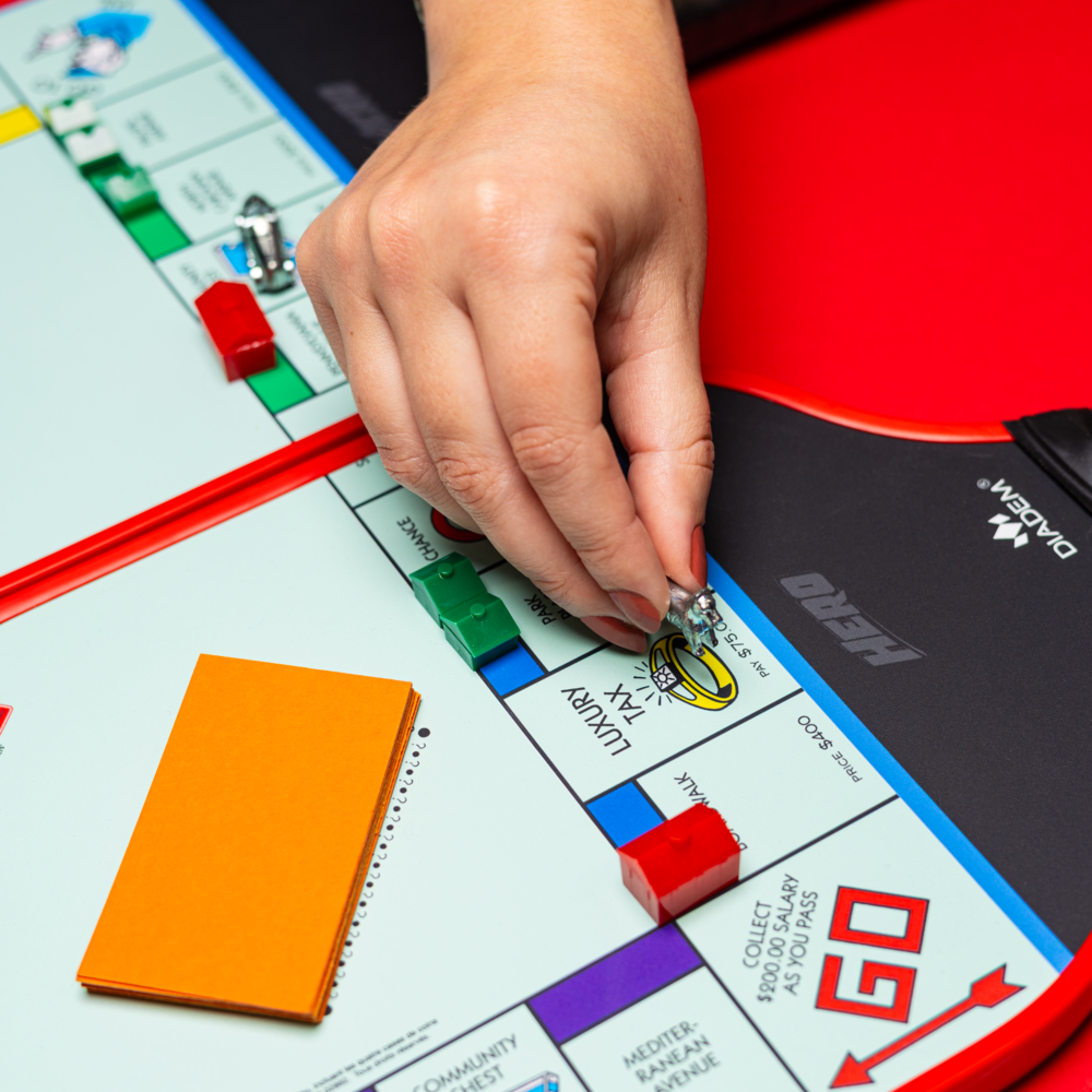 diadem-hero-monopoly-board-4-paddle-starter-kit-4-schl-ger-set image 2