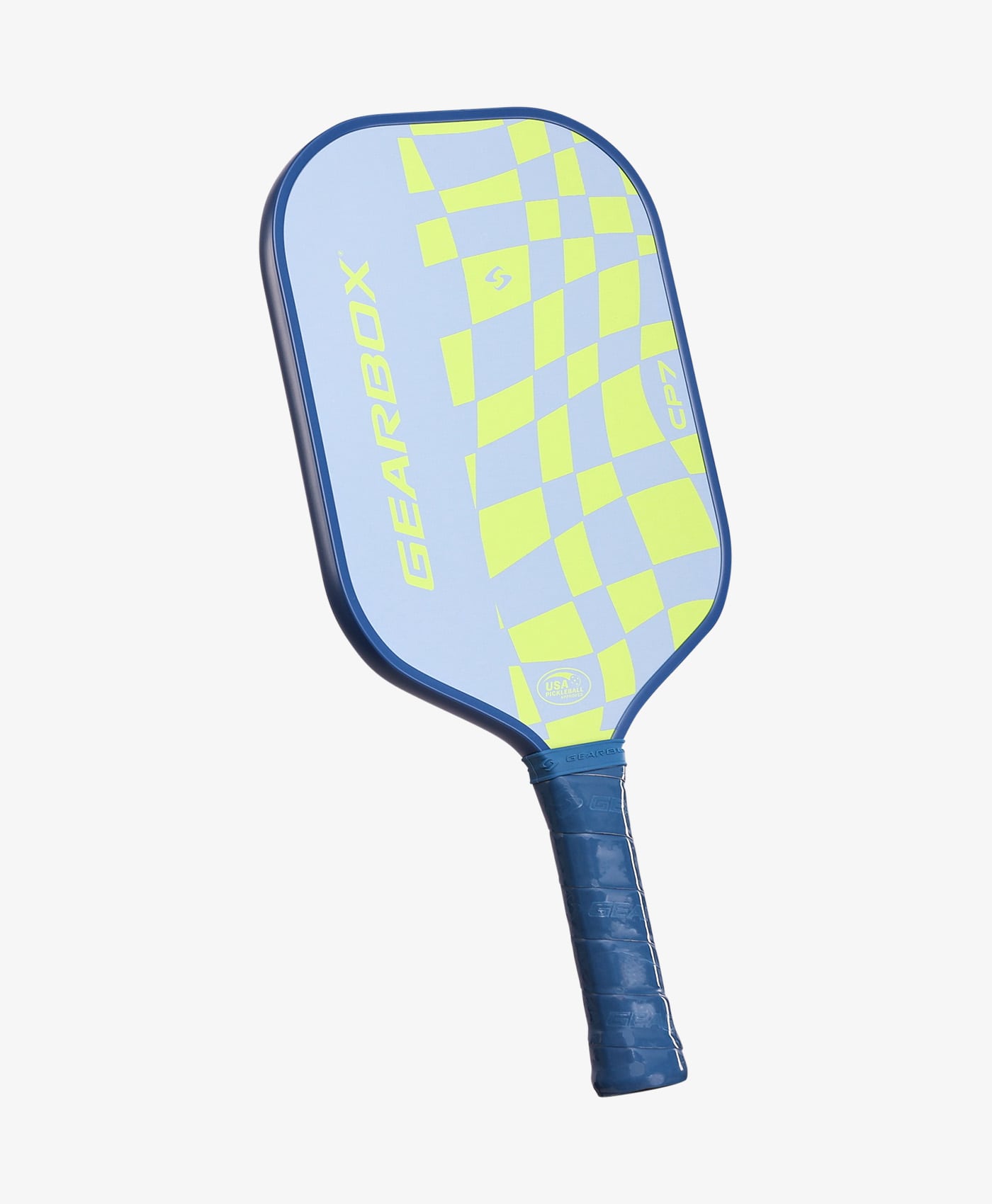 gearbox-cp7-elongated-pickleball-paddle-13mm-lifestyle image 4