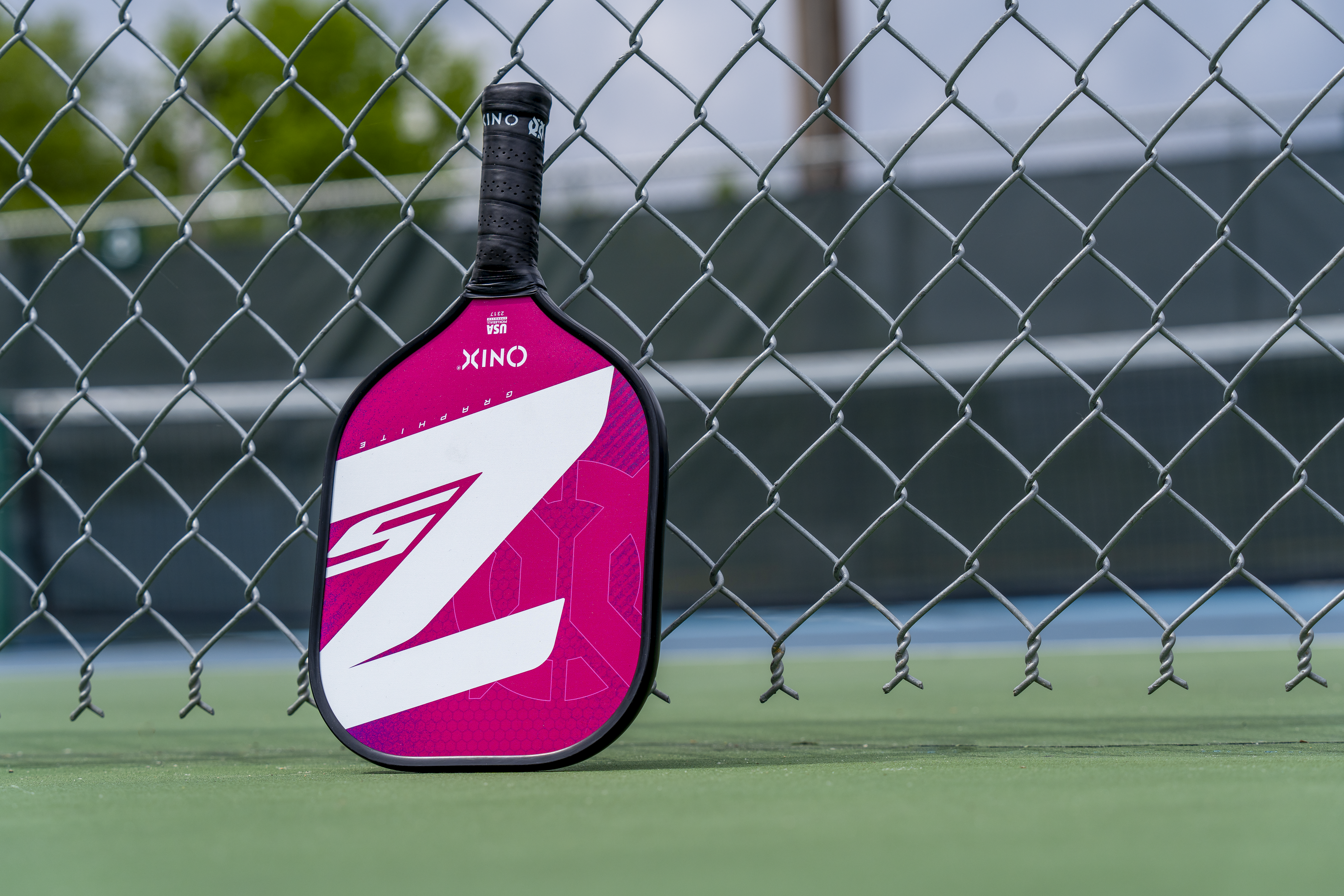 onix-pickleball-z5-mod-v2-graphite-pickleball-paddle-widebody image 3
