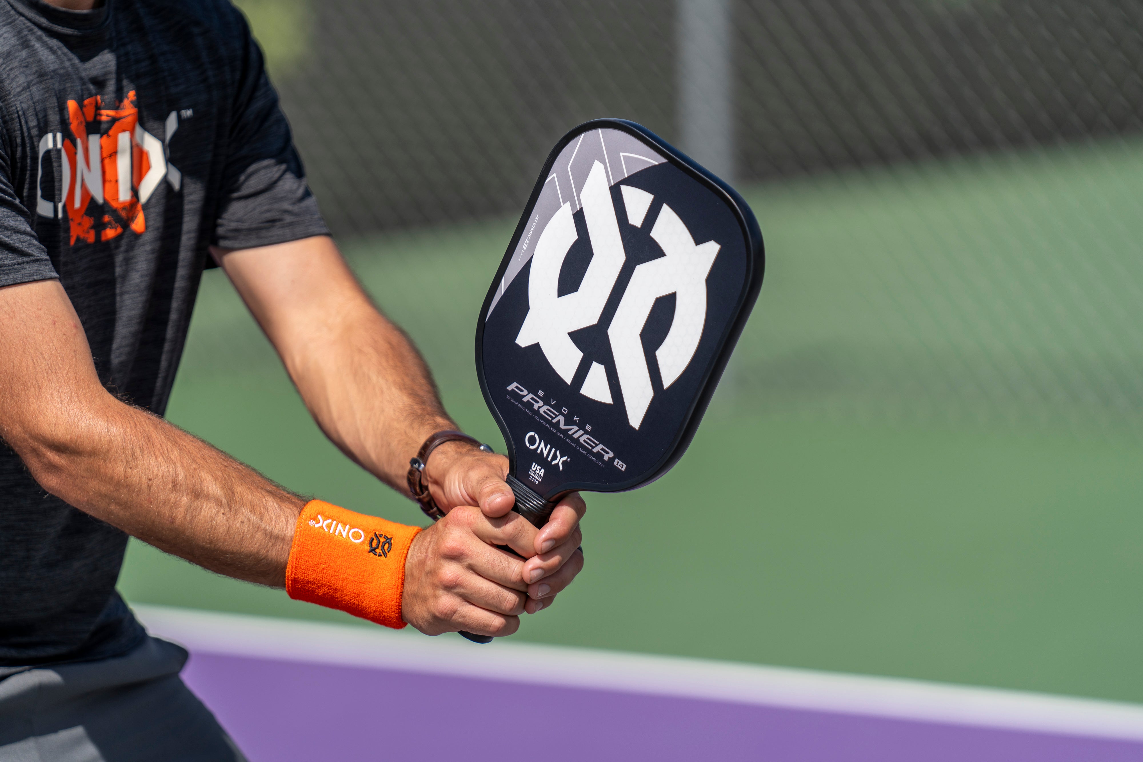 onix-evoke-premier-pickleball-paddle image 7