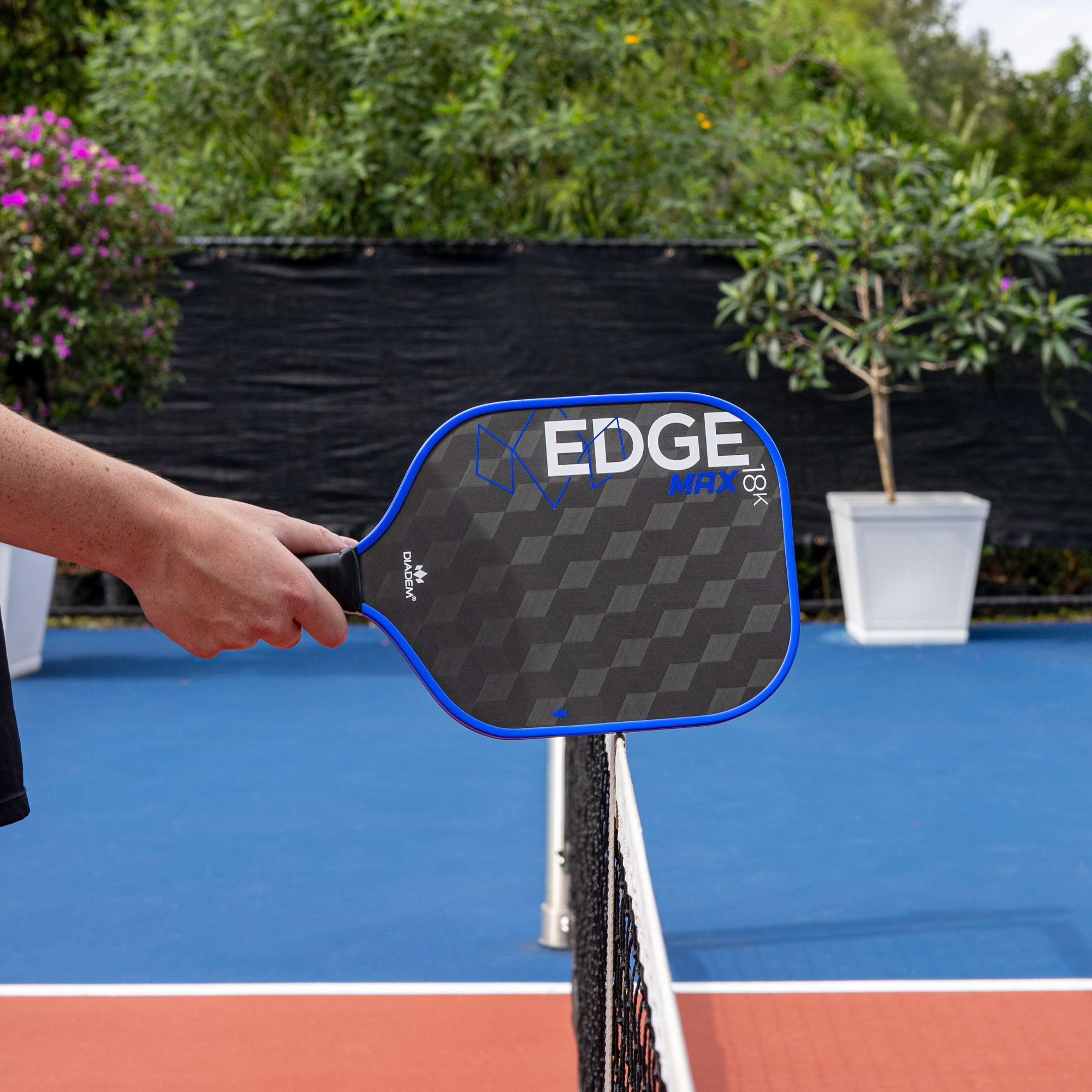 diadem-edge-18k-max-pickleball-paddle-widebody image 7