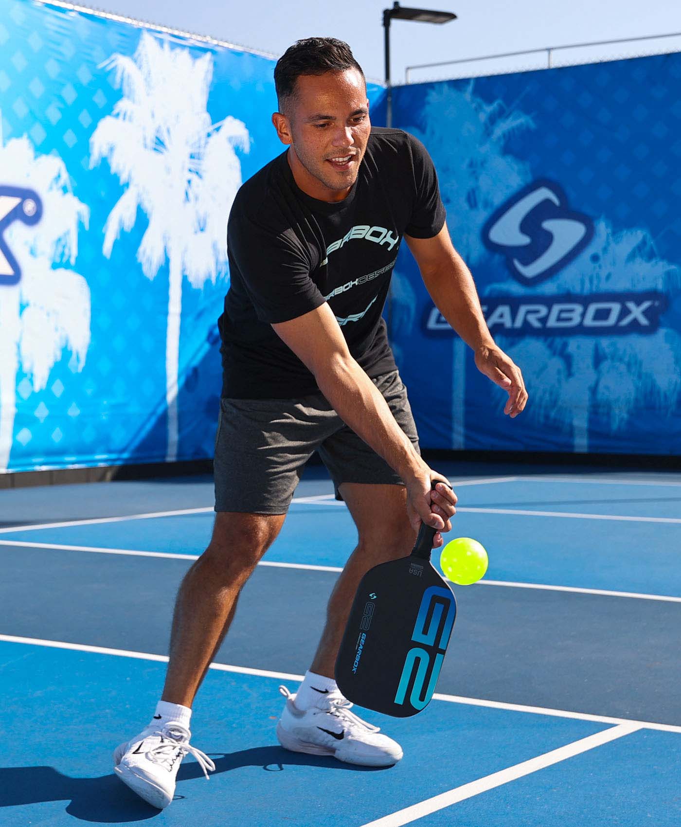 gearbox-g2-elongated-14mm-pickleball-paddle-8-oz image 3